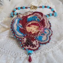 Bel'Art slabbetjesketting met jaren 50 hars cabochon, rocailles en Swarovski kristallen parels 